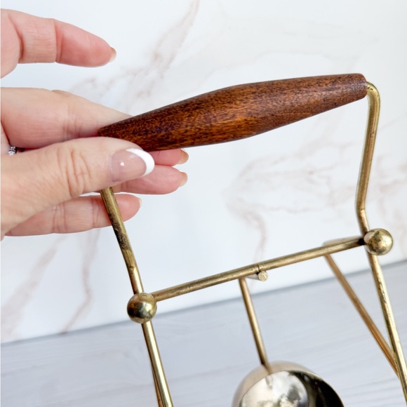 🇩🇰 Vintage Dansk Kobenstyle 2 Qt Lid & MCM Wood Handled Brass Warming Cradle. - Picture 8 of 14